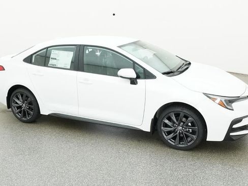 New 2026 Toyota Corolla SE FWD image 12