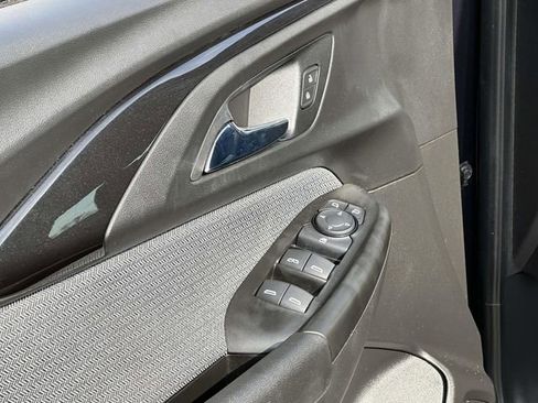 Used 2021 Chevrolet TrailBlazer LS image 17