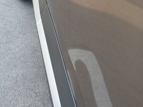 Certified 2026 Nissan Kicks SR FWD image 2