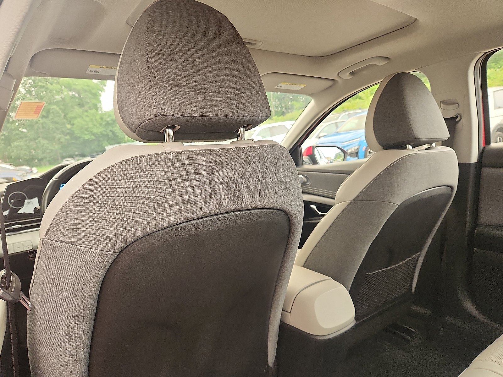Certified 2023 Hyundai Elantra Limited w/ Cargo Package FWD image 24