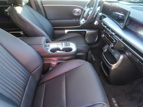 New 2026 Hyundai Ioniq 9 Calligraphy image 19