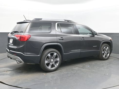 Used 2019 GMC Acadia SLT w/ LPO, Floor Liner Package image 9