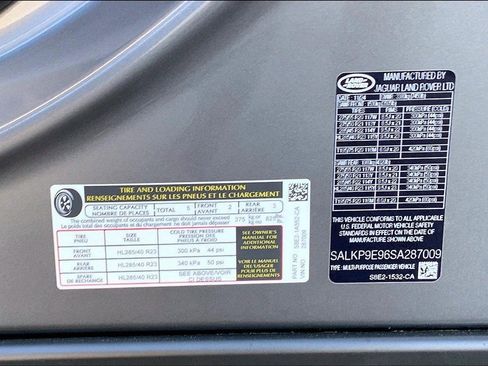 New 2025 Land Rover Range Rover SE image 14