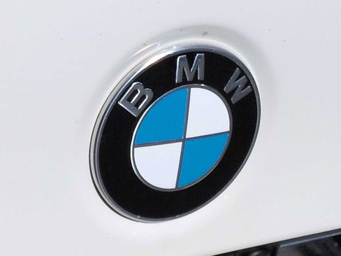 Used 2026 BMW 330i xDrive Sedan w/ Convenience Package AWD/4WD image 12