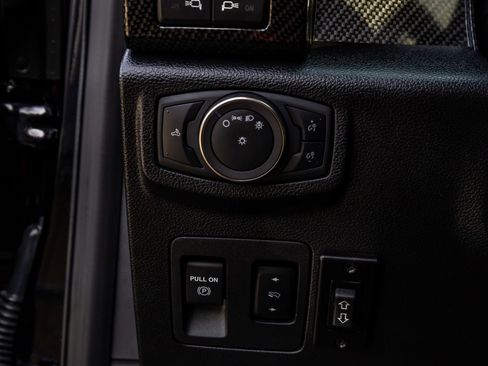 Used 2019 Ford F150 Raptor w/ Equipment Group 802A Luxury image 21