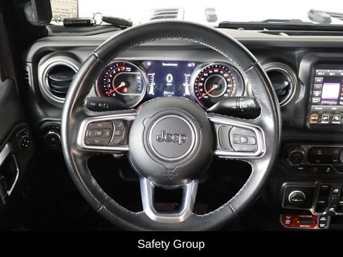 Used 2022 Jeep Wrangler Unlimited Rubicon AWD/4WD image 6