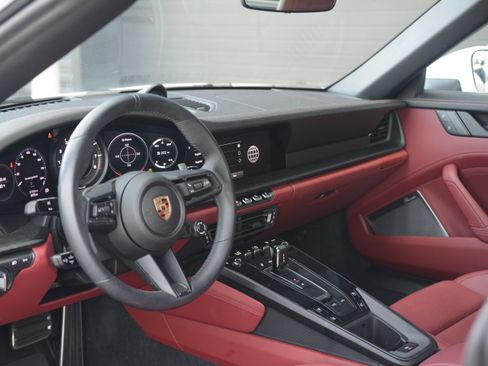Certified 2023 Porsche 911 Targa 4 GTS AWD/4WD image 4