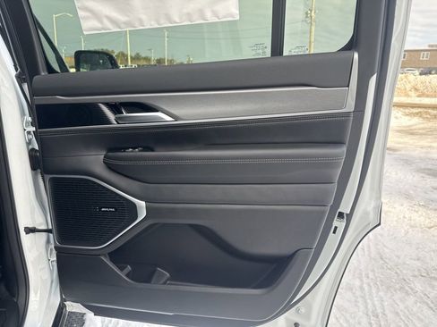 New 2026 Jeep Grand Wagoneer Limited image 29