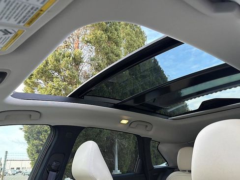 Certified 2022 INFINITI QX50 Essential image 20