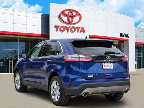 Used 2022 Ford Edge Titanium AWD/4WD image 3