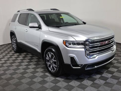 Used 2020 GMC Acadia SLT w/ Driver Alert Package II FWD image 7