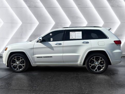 Used 2020 Jeep Grand Cherokee Overland AWD/4WD image 4