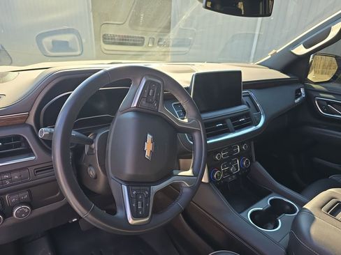 Used 2023 Chevrolet Tahoe Premier image 14