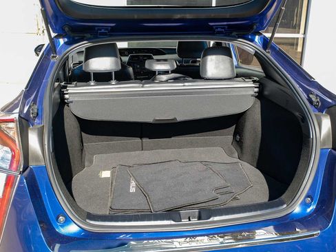 Used 2017 Toyota Prius Four image 50