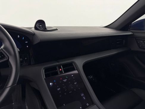 Certified 2022 Porsche Taycan 4S AWD/4WD image 24