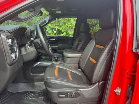 Used 2022 GMC Sierra 1500 AT4 w/ AT4 Premium Package image 15