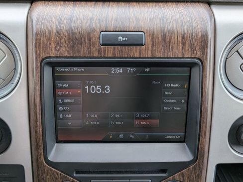 Used 2013 Ford F150 Lariat w/ Luxury Equipment Group image 9