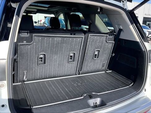 Certified 2024 Nissan Pathfinder Platinum w/ Cargo Package image 36