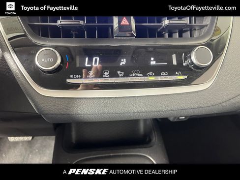 Used 2025 Toyota Corolla LE FWD image 35