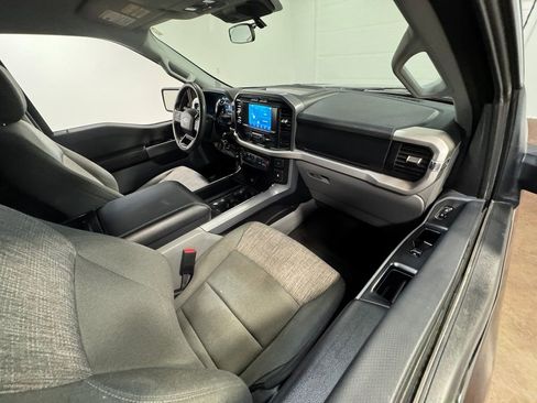 Used 2023 Ford F150 XLT w/ XTR Package image 62