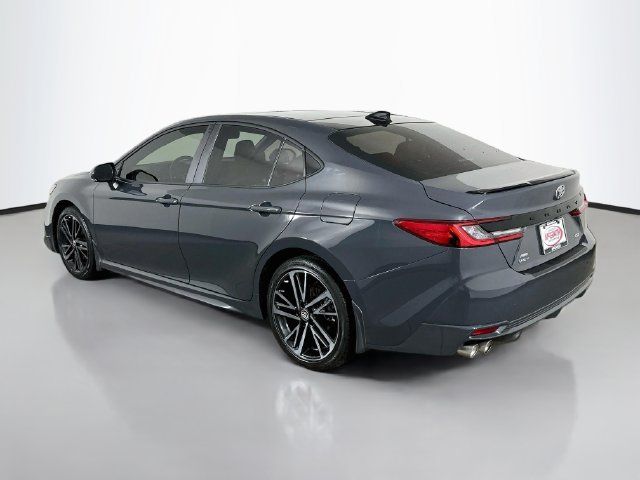 Used 2025 Toyota Camry XSE AWD/4WD image 18