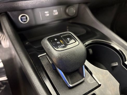 Used 2023 Nissan Rogue SV FWD image 27