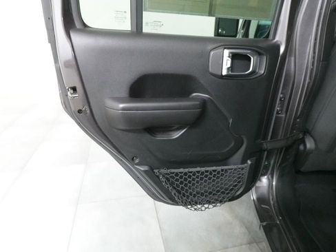 Used 2018 Jeep Wrangler Unlimited Sport S AWD/4WD image 26