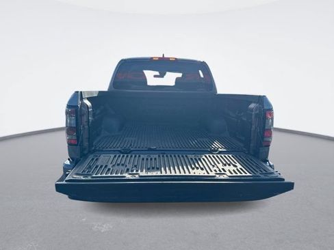 Certified 2025 Nissan Frontier SV RWD image 14