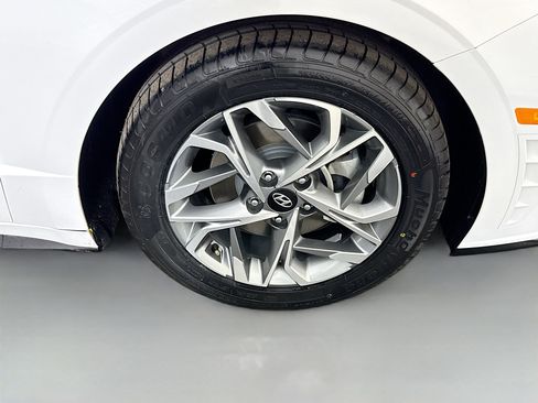 Used 2023 Hyundai Sonata SEL FWD image 32