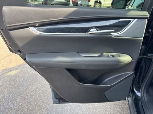 Certified 2023 Cadillac XT5 Premium Luxury image 17