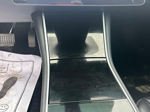 Used 2017 Tesla Model 3 Long Range image 30