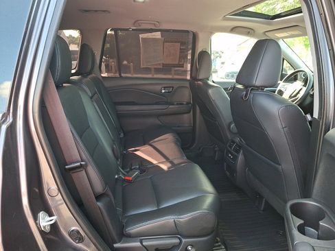 Used 2021 Honda Pilot Special Edition image 15