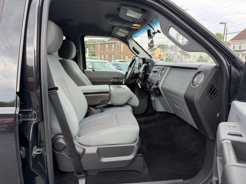 Used 2012 Ford F250 XLT w/ XLT Premium Pkg AWD/4WD image 15