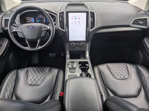 Used 2024 Ford Edge Titanium image 15