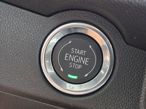 New 2026 Chevrolet Traverse LT w/ Sun and Wheel Package FWD image 21