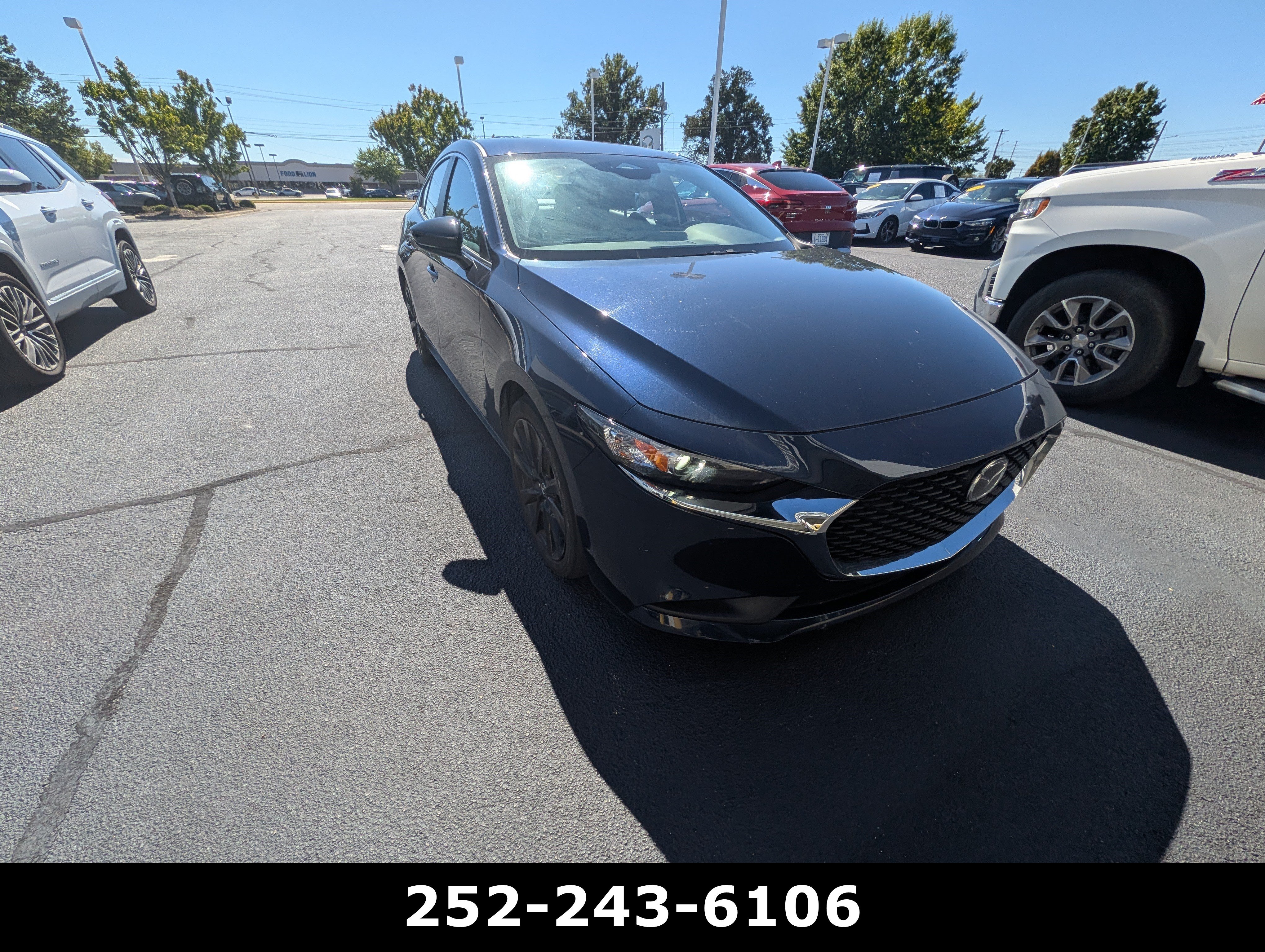 Used 2025 MAZDA MAZDA3 s FWD image 3