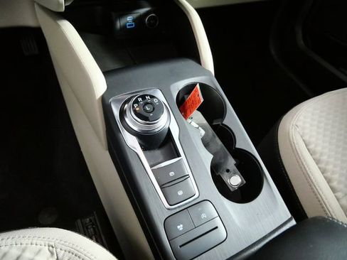 Certified 2021 Ford Escape SE w/ Convenience Package AWD/4WD image 19