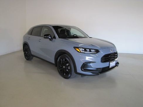 Certified 2023 Honda HR-V Sport image 3