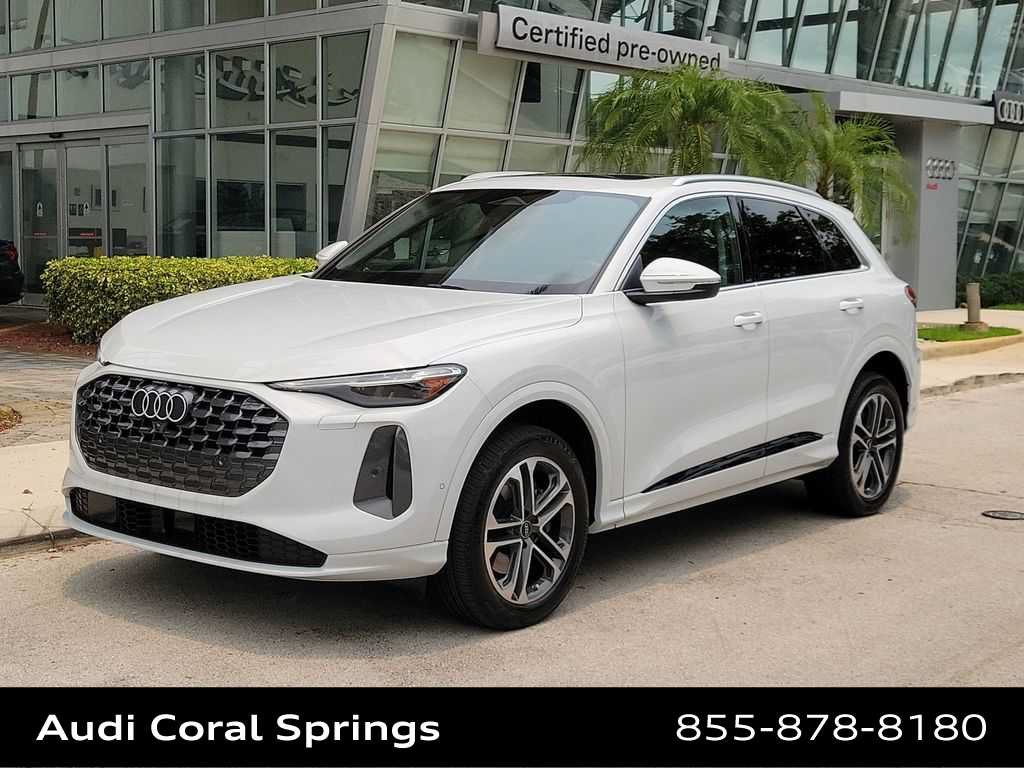 Certified 2025 Audi Q5 Premium w/ Premium Plus AWD/4WD image 4