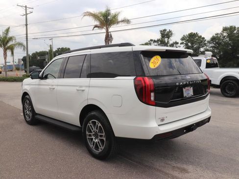 New 2026 Ford Expedition Active RWD image 11