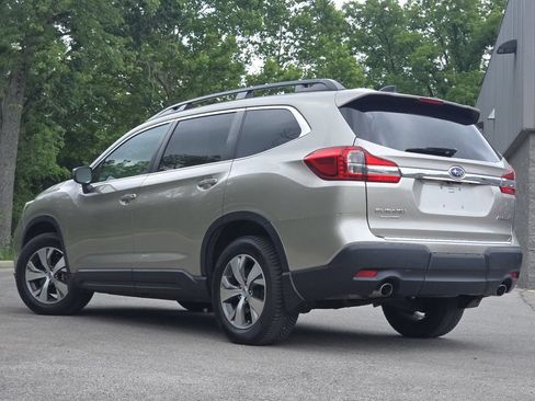 Used 2020 Subaru Ascent Premium w/ Convenience Package AWD/4WD image 14