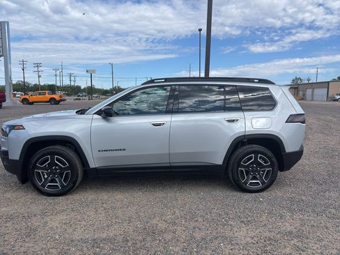 New 2026 Jeep Cherokee Limited AWD/4WD image 7