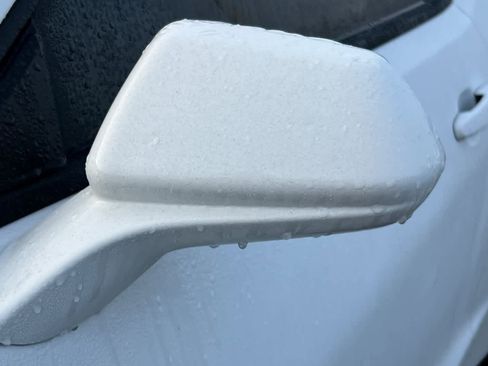 Used 2020 Chevrolet Camaro LT image 20