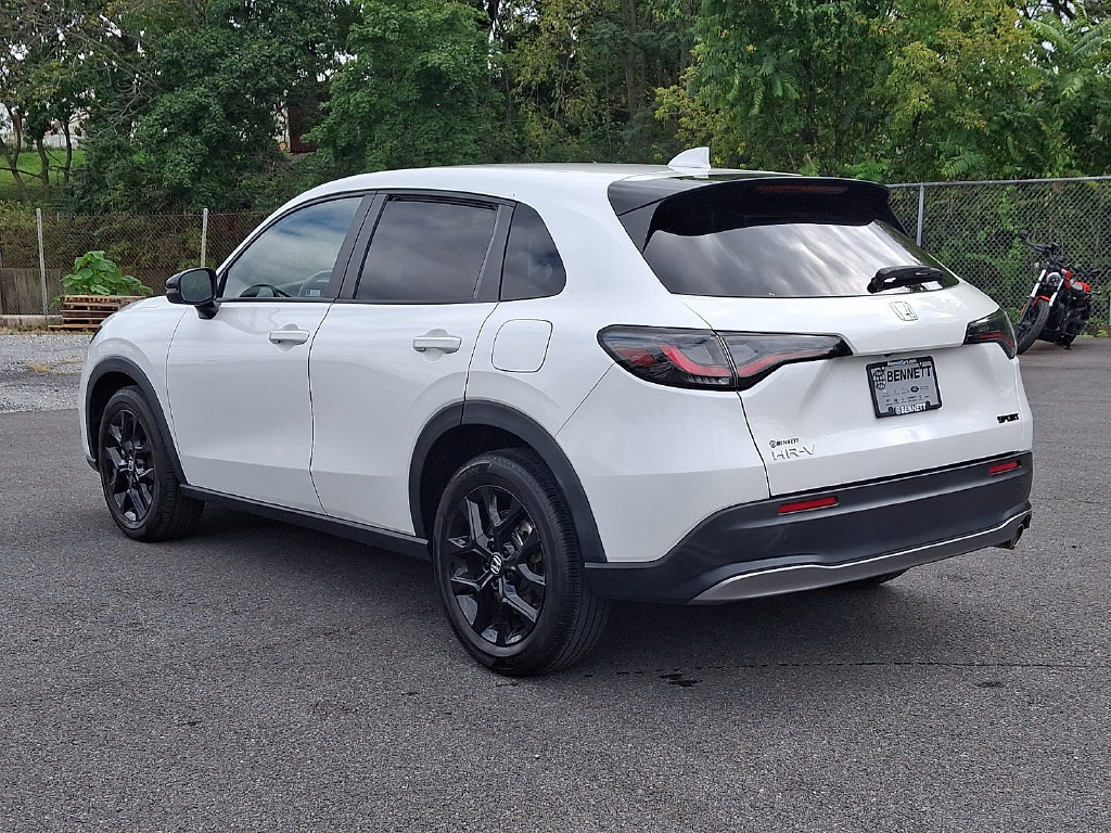 Used 2024 Honda HR-V Sport image 4