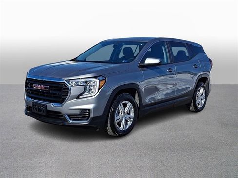 Used 2024 GMC Terrain SLE image 1