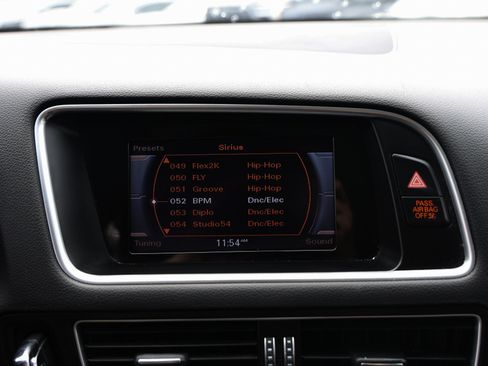 Used 2017 Audi Q5 2.0T Premium AWD/4WD image 39