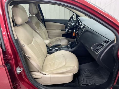 Used 2013 Chrysler 200 Limited w/ Sun/Sound Group image 22