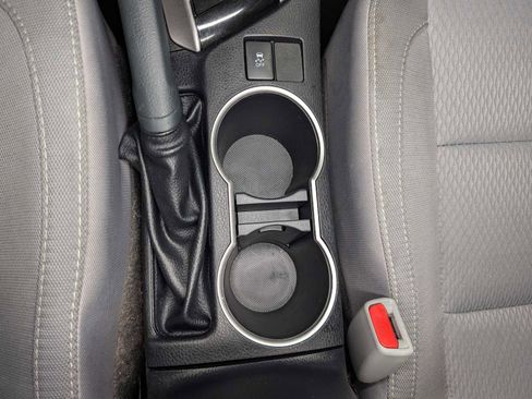 Used 2016 Toyota Corolla LE image 26