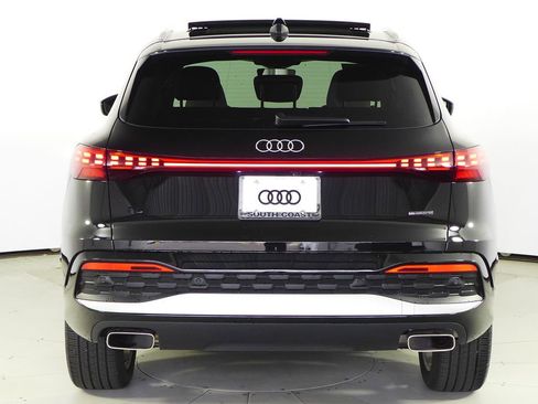Used 2025 Audi Q5 Premium Plus w/ Premium Plus image 8