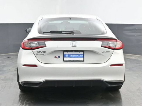 Used 2023 Honda Civic Sport image 9